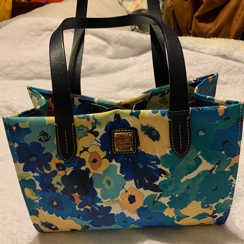 Dooney and Bourke Purse